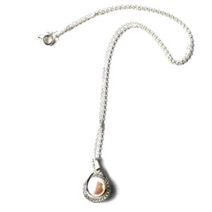 Pearl Drop kaulakoru